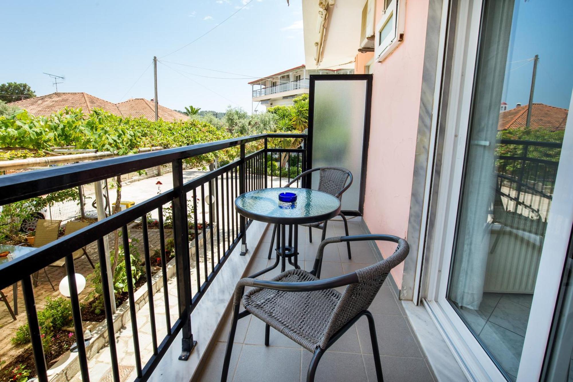 Ianos Apartments Potos Zewnętrze zdjęcie
